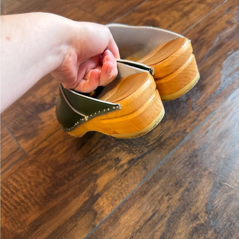 Troentorp Da Vinci Pine Green Clogs - Picture 7 of 10